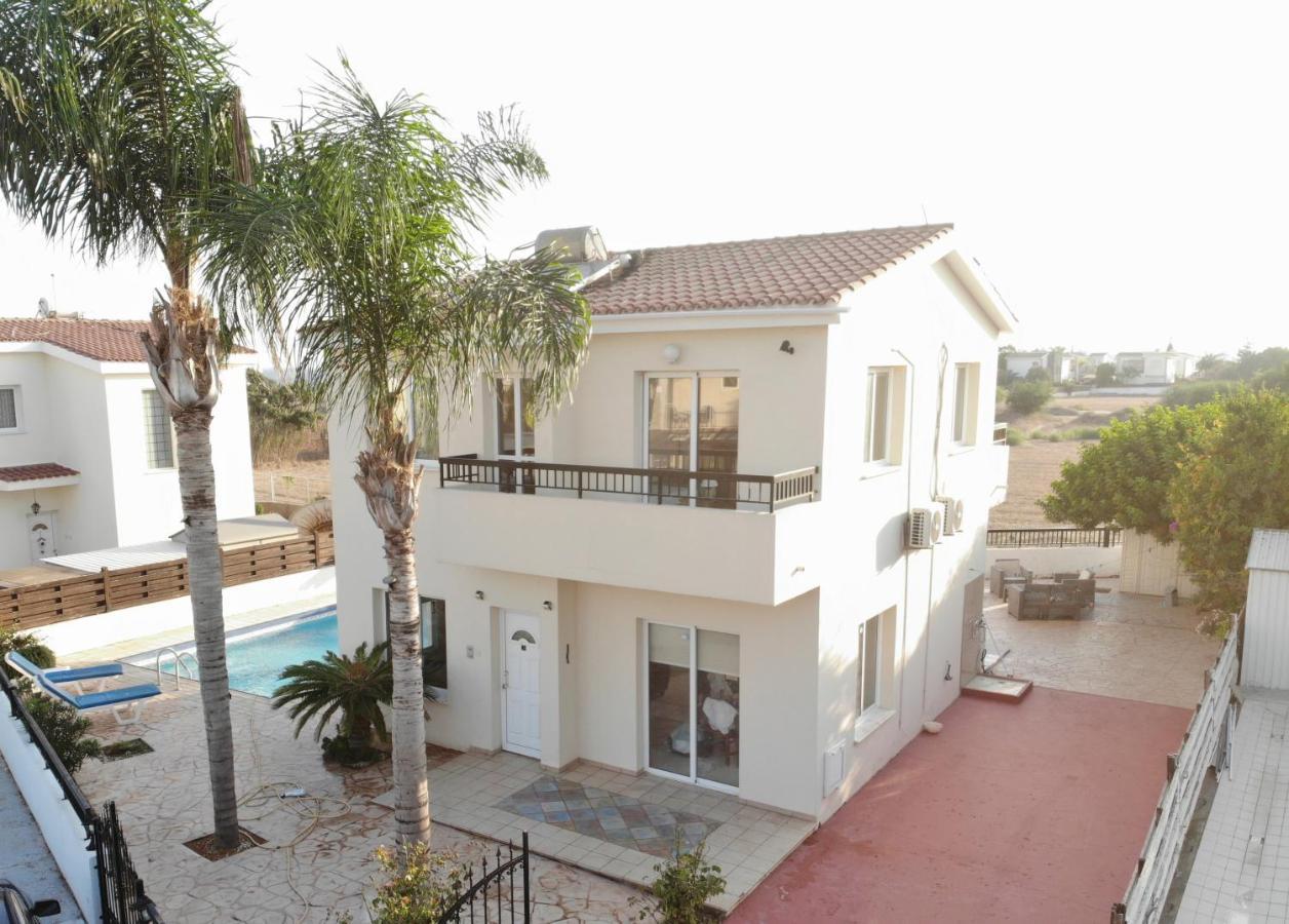 Sunset Pearl Holiday Villa أيا نابا المظهر الخارجي الصورة
